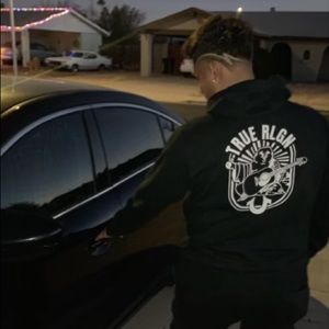 Meet your Posher, Simon